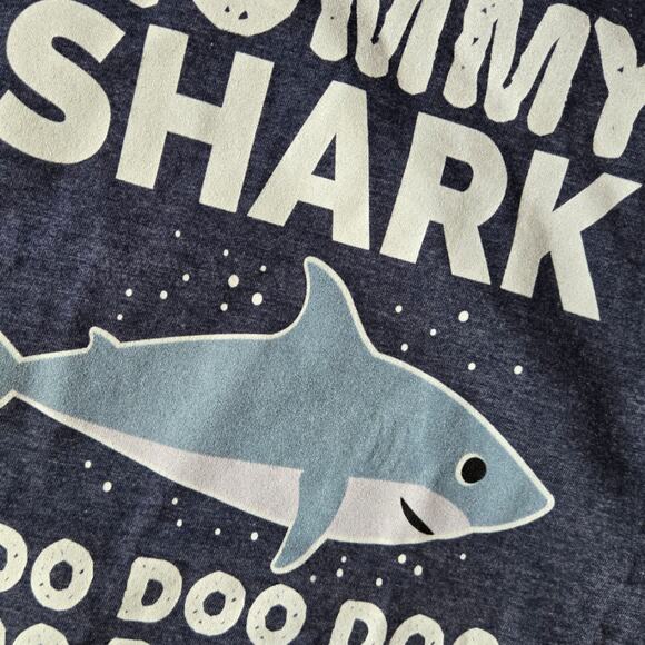 Mommy Shark Heather Blue Tee Shirt sz Small - Picture 2 of 6